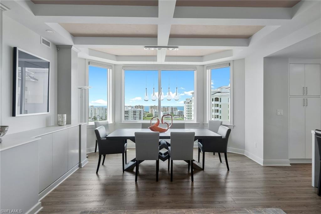 GRANDE PHOENICIAN - Residential