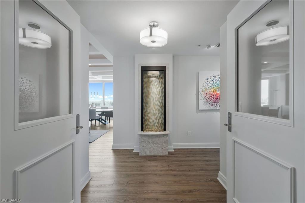 GRANDE PHOENICIAN - Residential