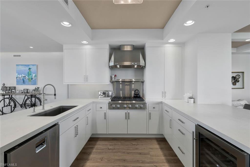 GRANDE PHOENICIAN - Residential