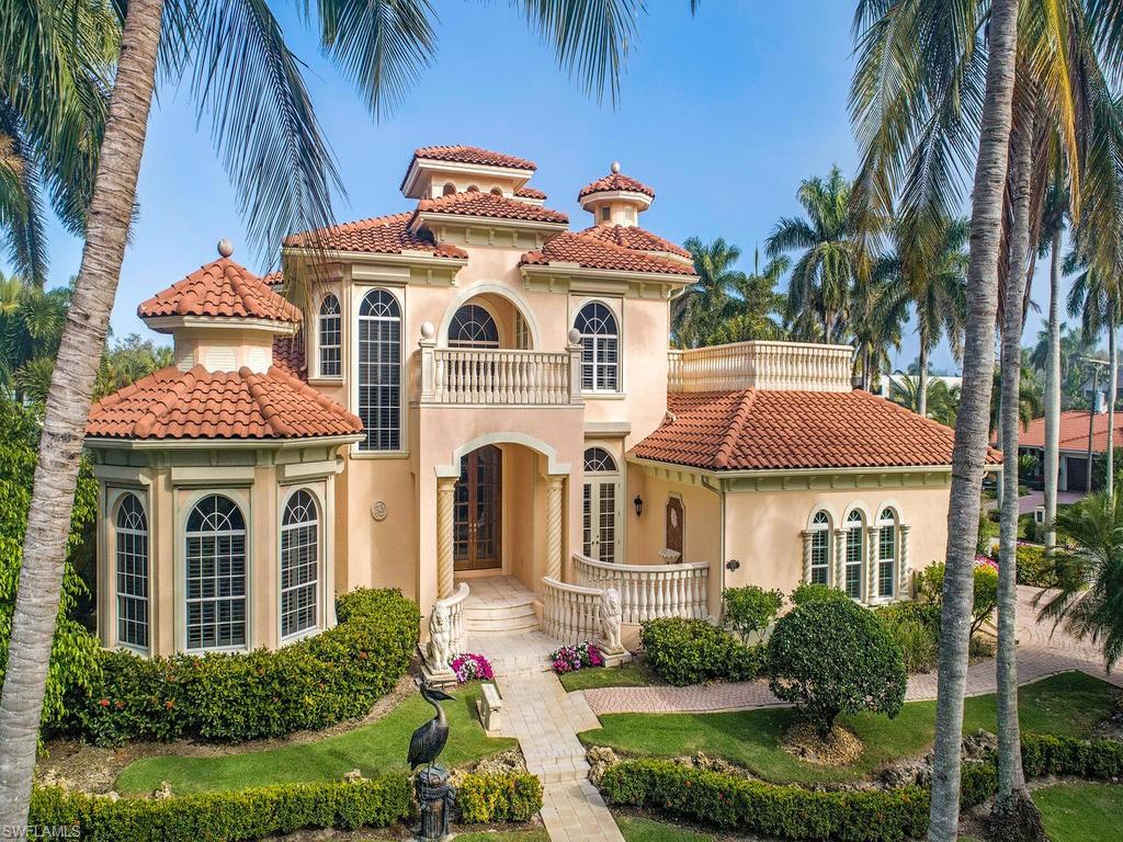 OLDE NAPLES - Residential