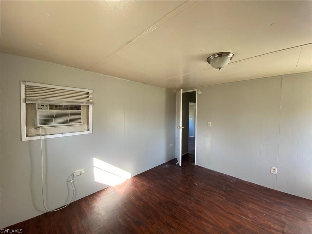 SUNCOAST ESTATES UNREC - Residential Lease