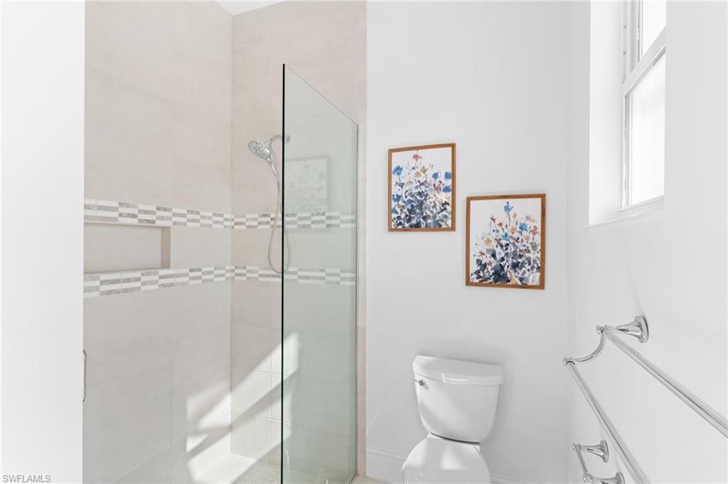 ISLES OF COLLIER PRESERVE - Residential