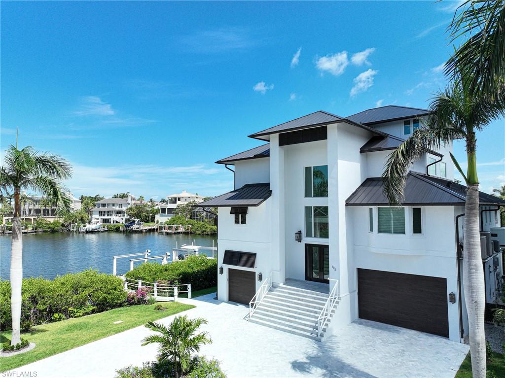 BAYFRONT GARDENS - Residential