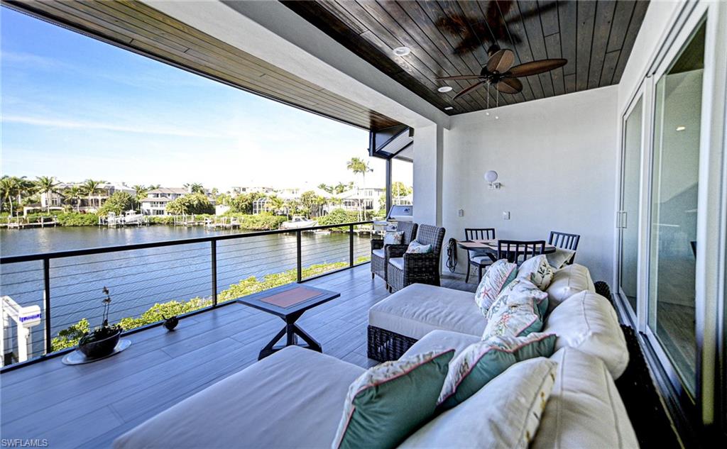 BAYFRONT GARDENS - Residential