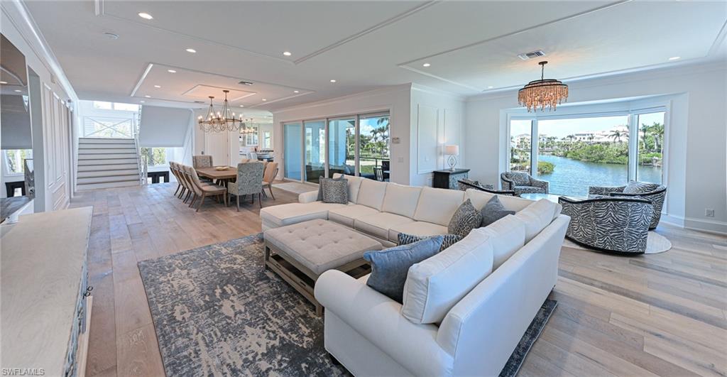 BAYFRONT GARDENS - Residential