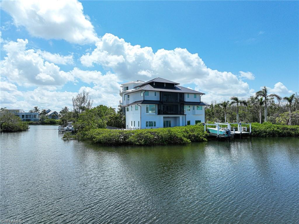 BAYFRONT GARDENS - Residential