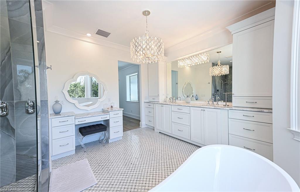 BAYFRONT GARDENS - Residential