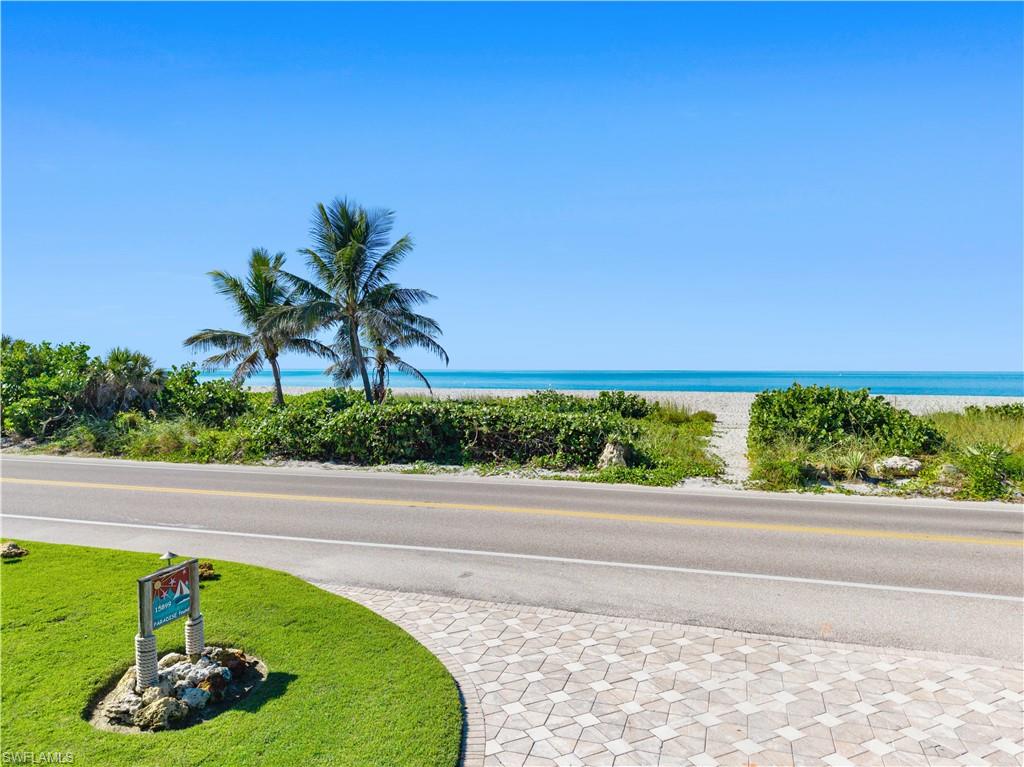 DICKEYS JOHN R SUBD - Residential