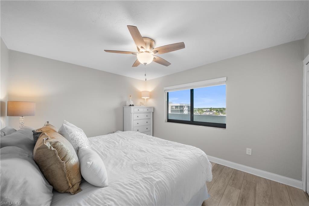 BAYSHORES - Residential