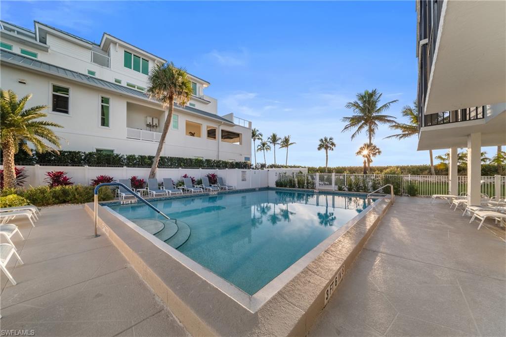 BAYSHORES - Residential