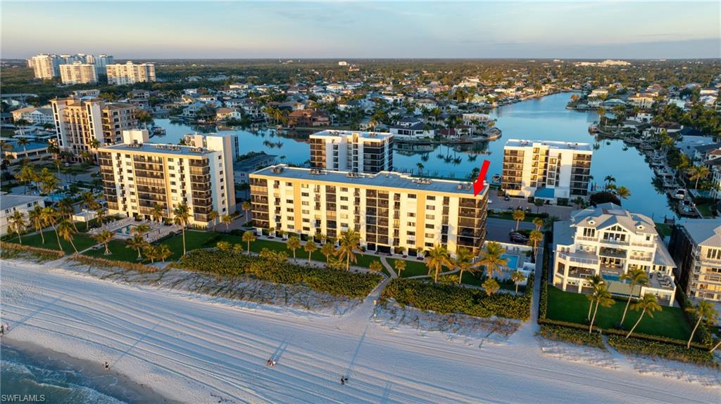 BAYSHORES - Residential