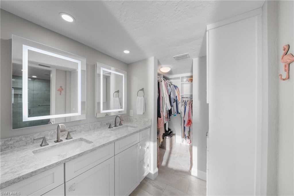 BAYSHORES - Residential