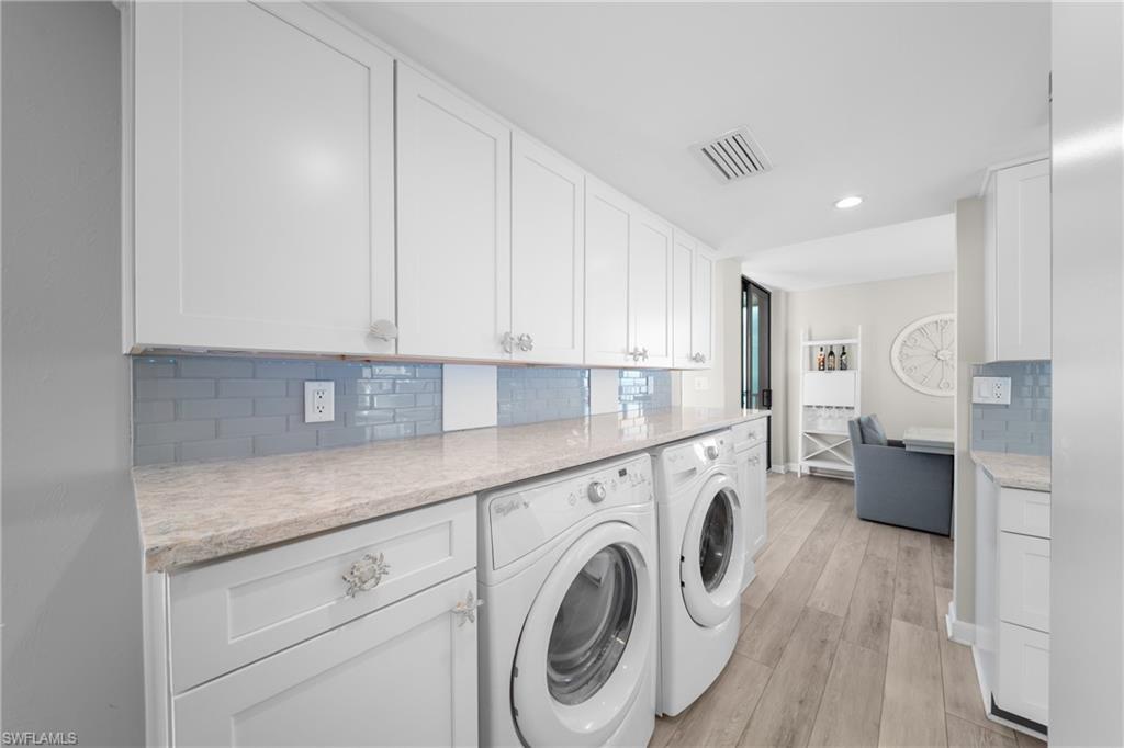 BAYSHORES - Residential