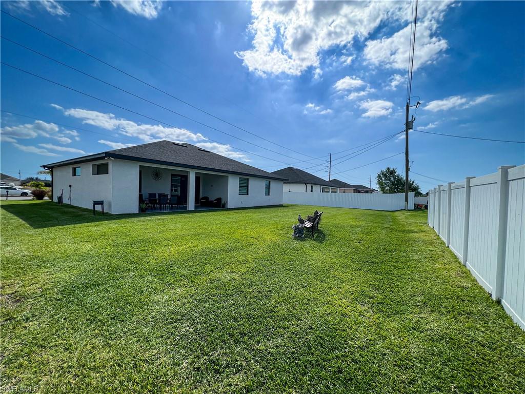 CAPE CORAL - Residential