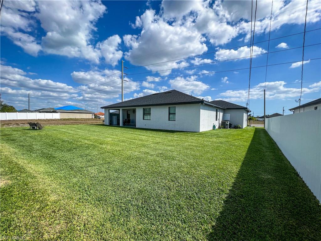 CAPE CORAL - Residential