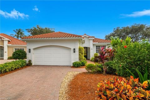 136 April Sound DR NAPLES FL 34119