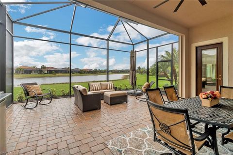 Ranch in FORT MYERS FL 12795 Fairway Cove CT.jpg