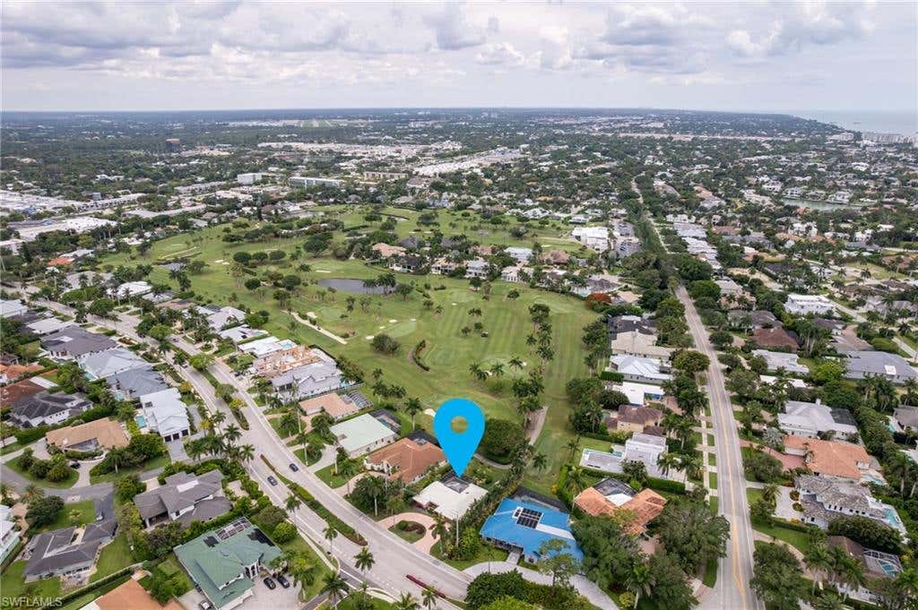 Photo of 520 Harbour DR, NAPLES, FL 34103 (MLS # 226022282)