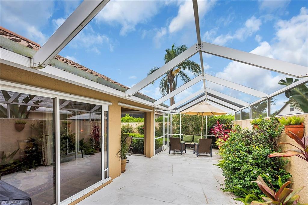 LONGSHORE LAKE - Residential