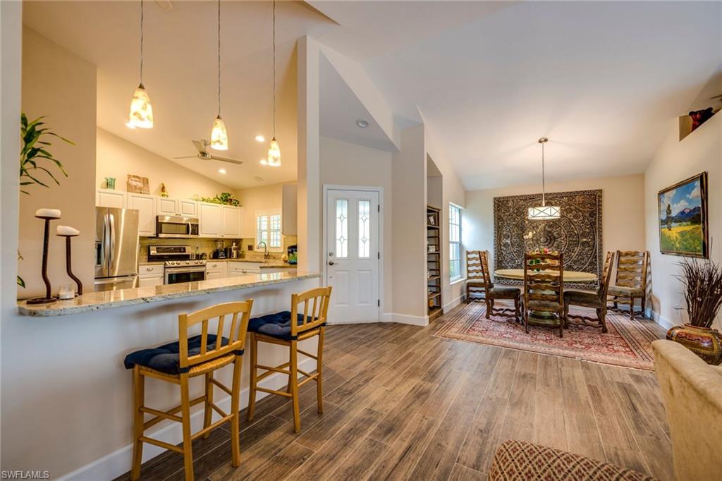 LONGSHORE LAKE - Residential