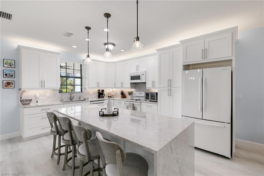 SUMMIT PLACE - Residential