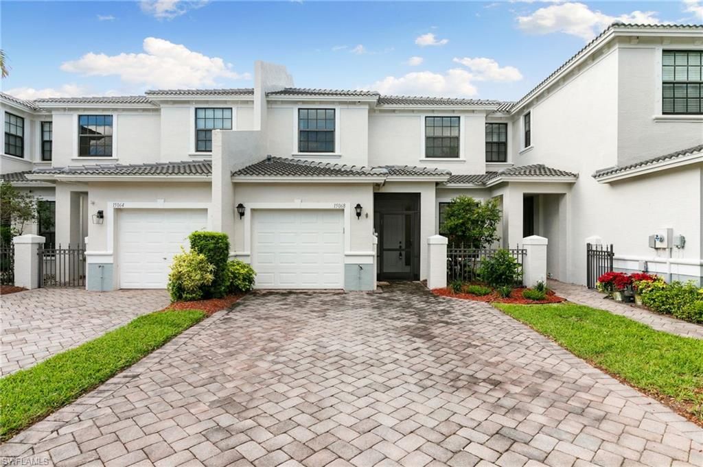 Photo of 15068 Summit Place CIR, NAPLES, FL 34119 (MLS # 226013904)