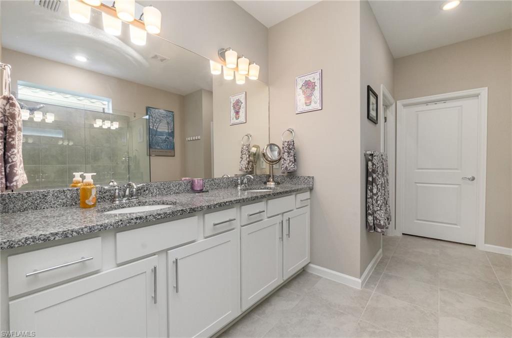 DEL WEBB OAK CREEK - Residential