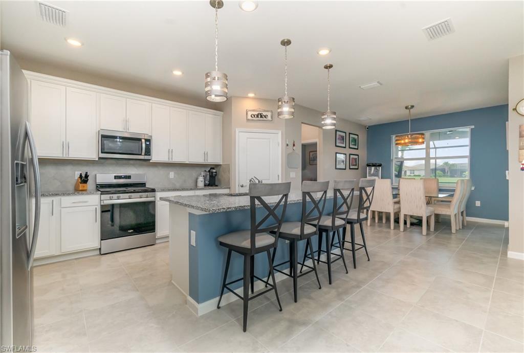 DEL WEBB OAK CREEK - Residential