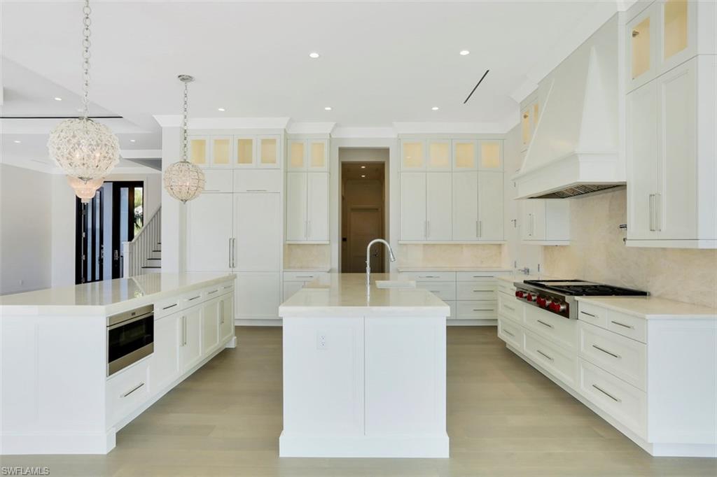 MOORINGS - Residential