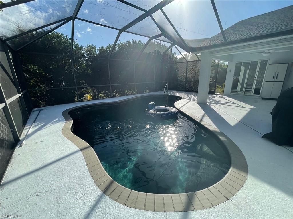 SAN CARLOS PARK - Residential