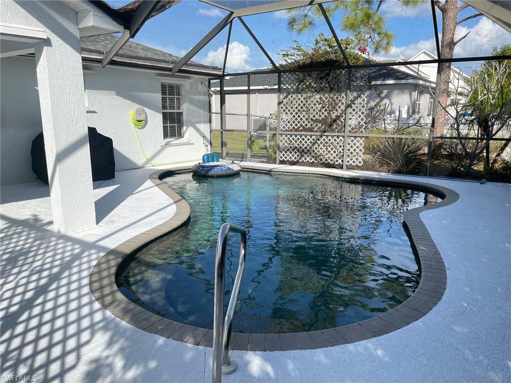 SAN CARLOS PARK - Residential