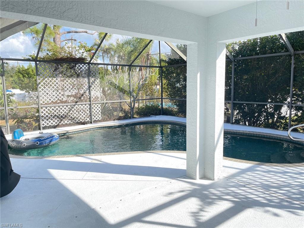 SAN CARLOS PARK - Residential