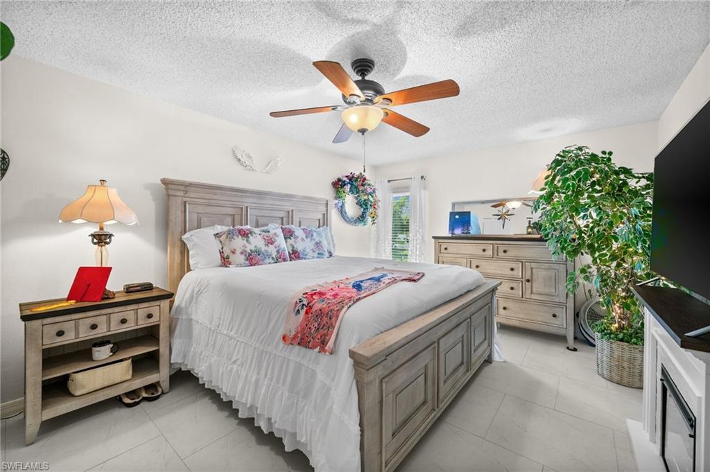 4251 Island CIR 3