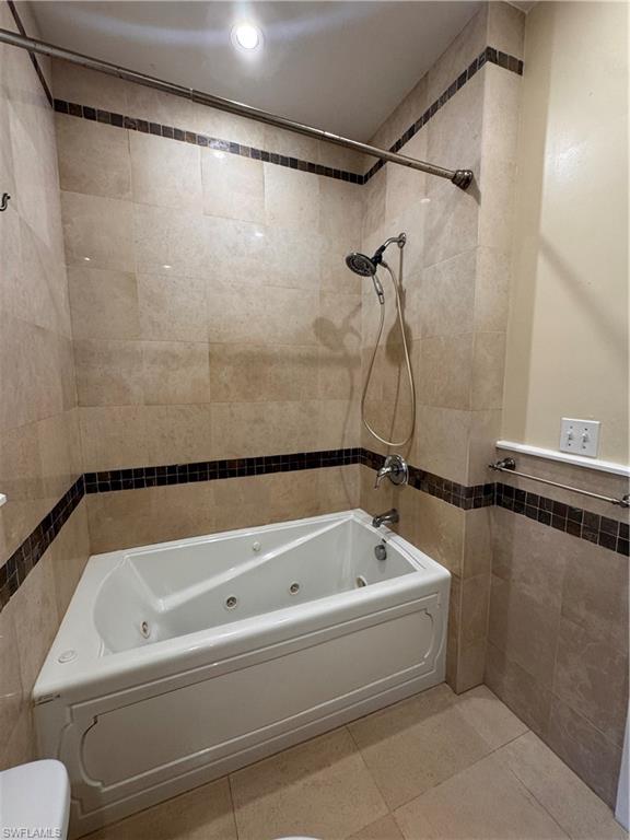 MACDONALDS HUGH - Residential Lease