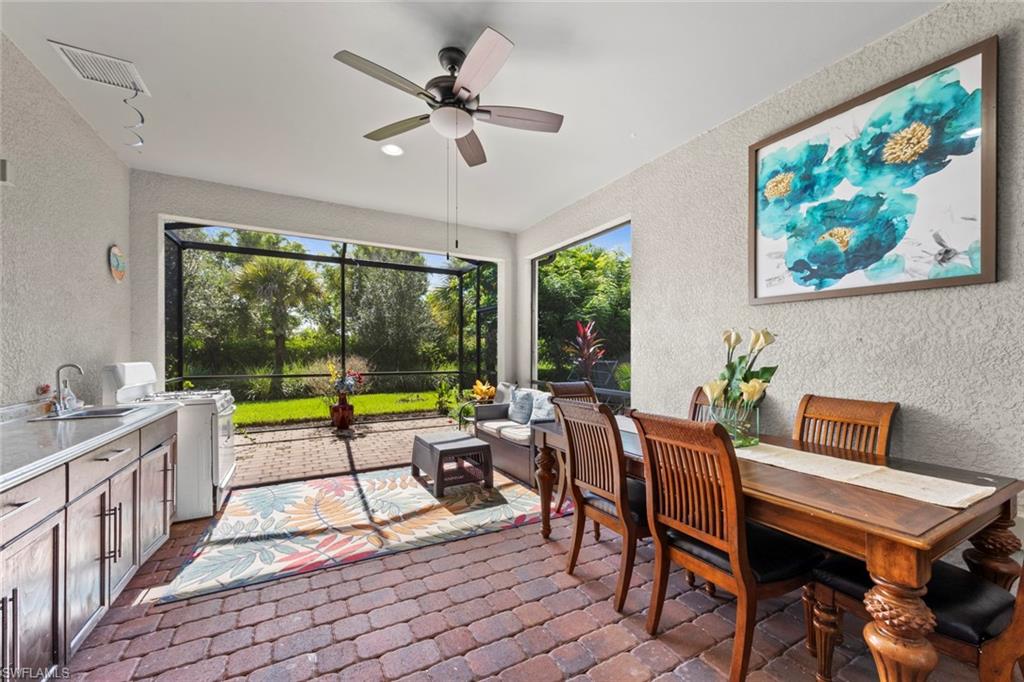 WINDING CYPRESS - Residential