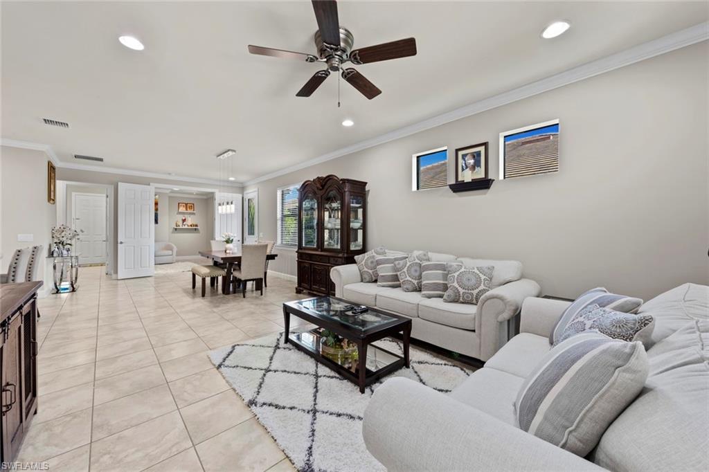 WINDING CYPRESS - Residential