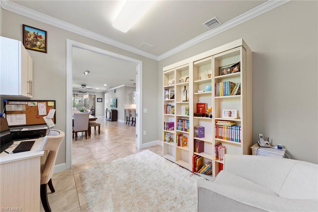 WINDING CYPRESS - Residential