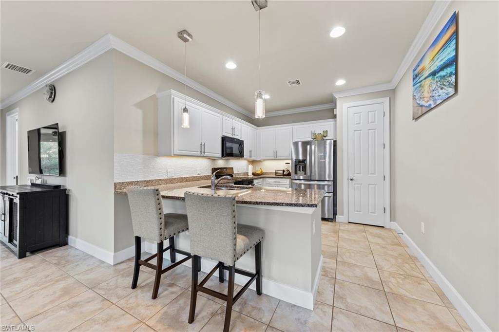 WINDING CYPRESS - Residential