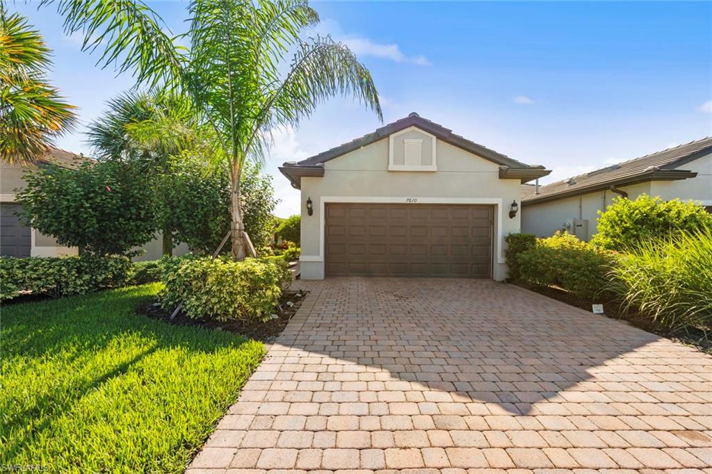 WINDING CYPRESS - Residential