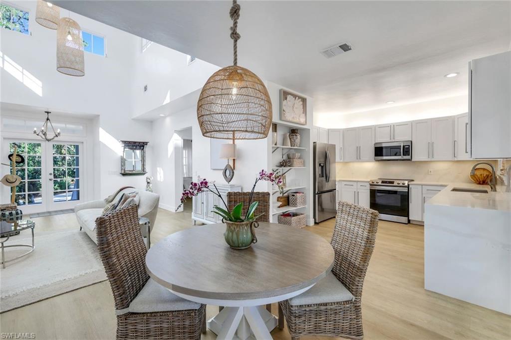 SAN CARLOS ESTATES - Residential