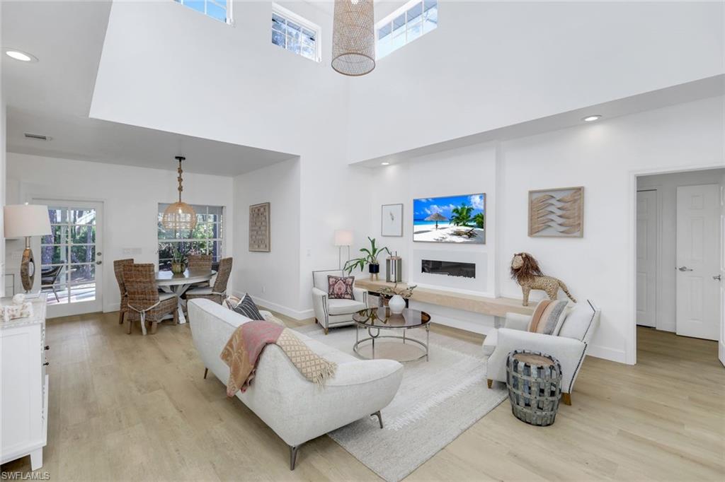 SAN CARLOS ESTATES - Residential