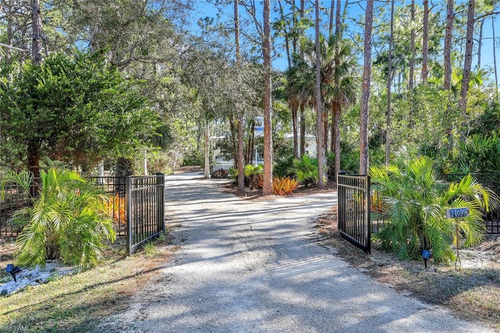 SAN CARLOS ESTATES - Residential