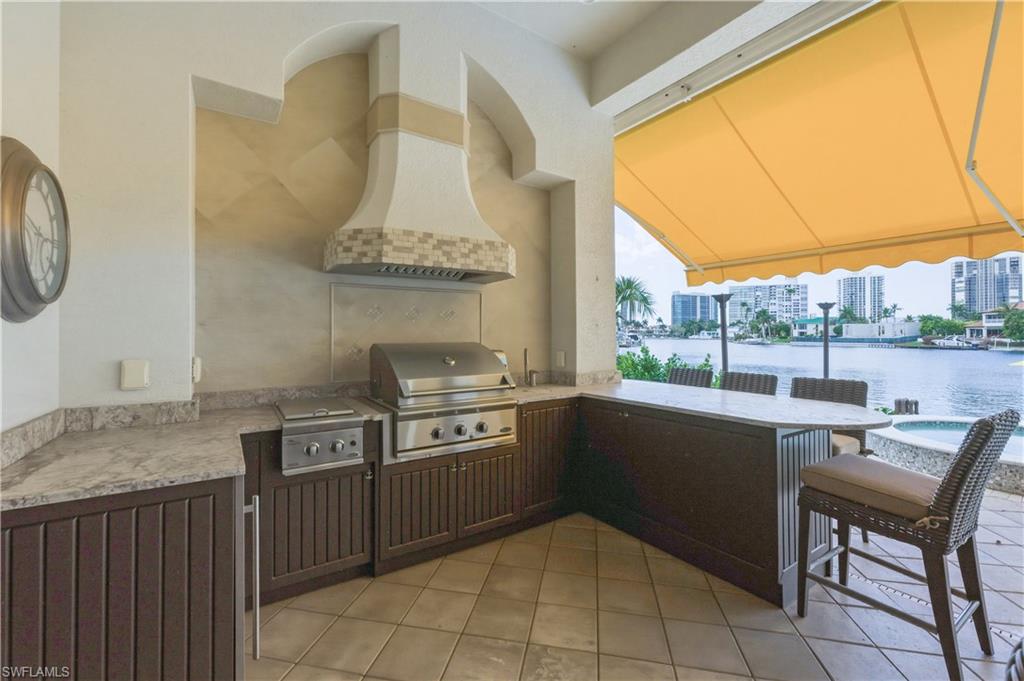 PARK SHORE - Residential