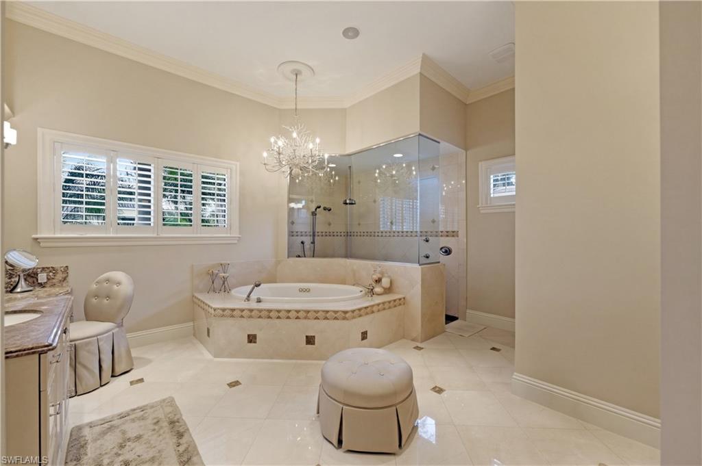 PARK SHORE - Residential