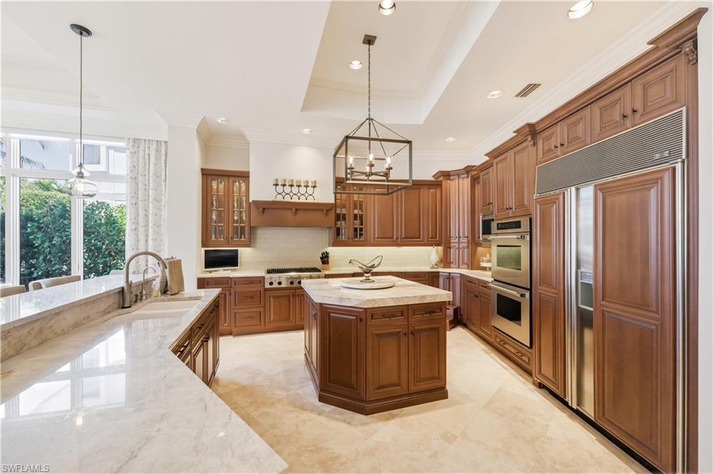 PARK SHORE - Residential