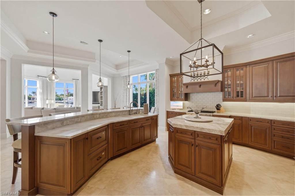 PARK SHORE - Residential