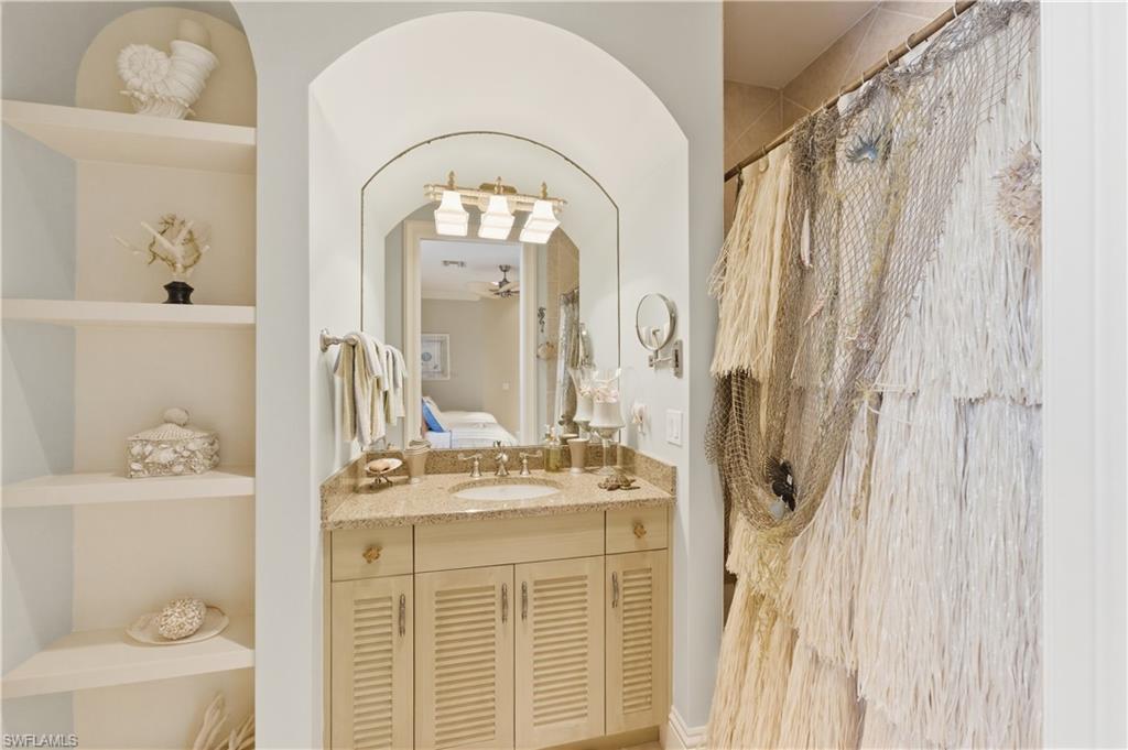 PARK SHORE - Residential