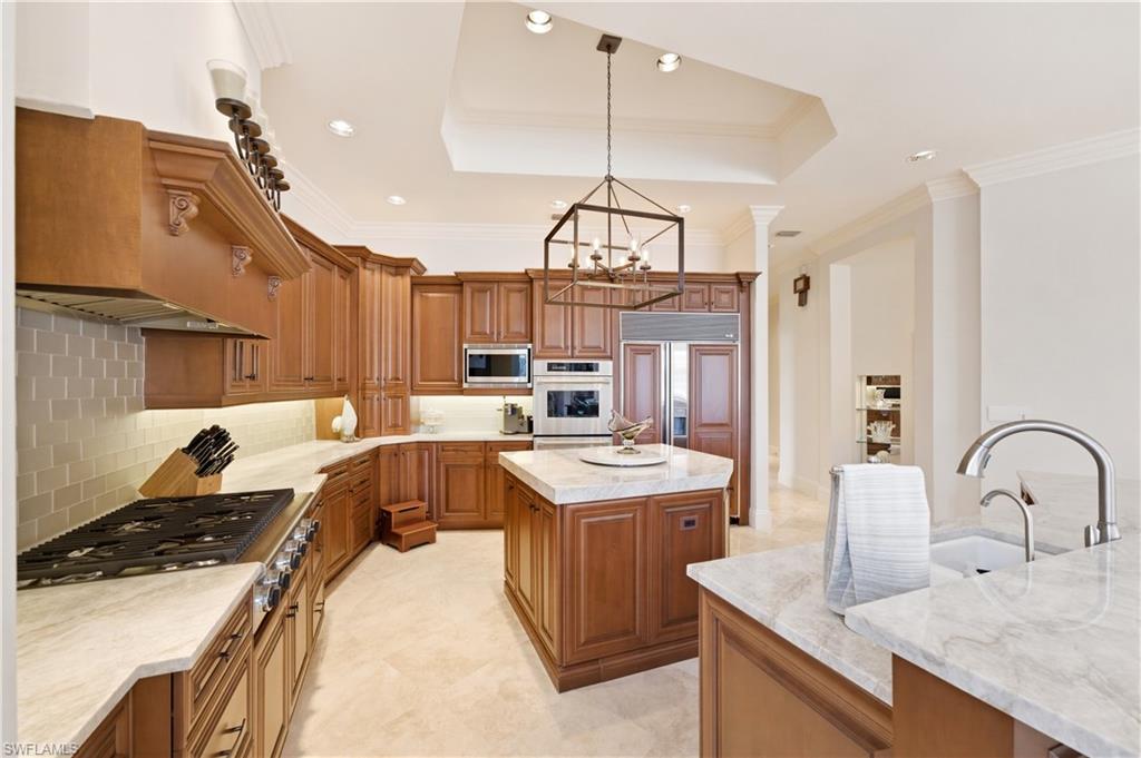 PARK SHORE - Residential