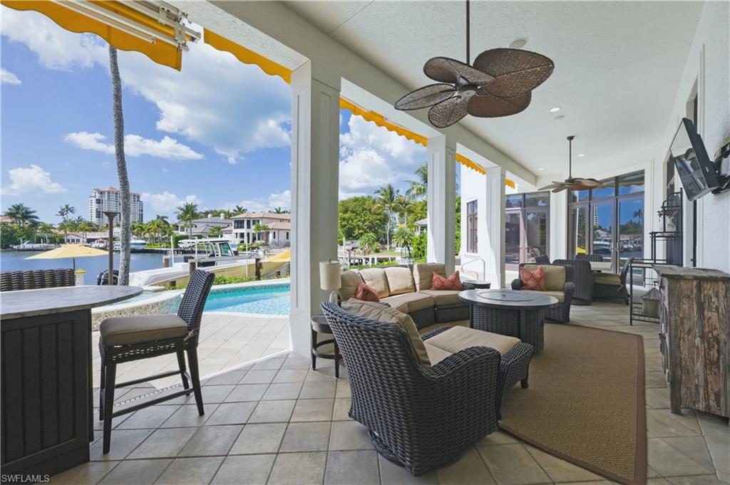 PARK SHORE - Residential