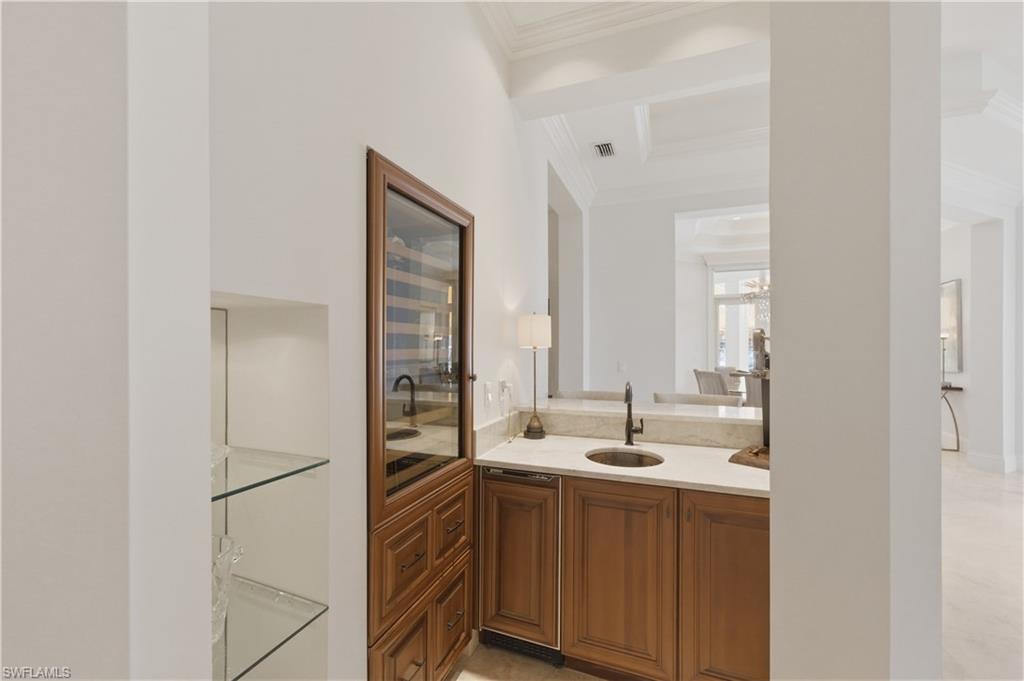 PARK SHORE - Residential